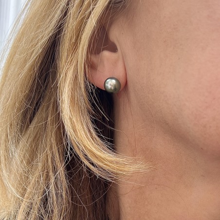 Lime Green Tahitian Pearls - 18-carat Gold Earrings