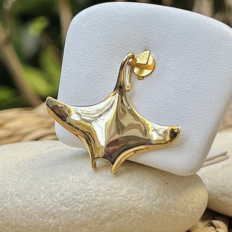 Hauru Tama - Pendentif Raie Or Jaune 18 Carats