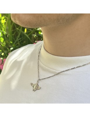 prix pendentif homme raie manta en or blanc 18 carats