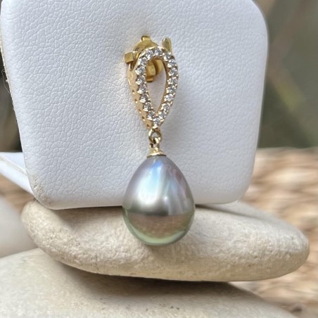 Colgante de oro con perla cultivada