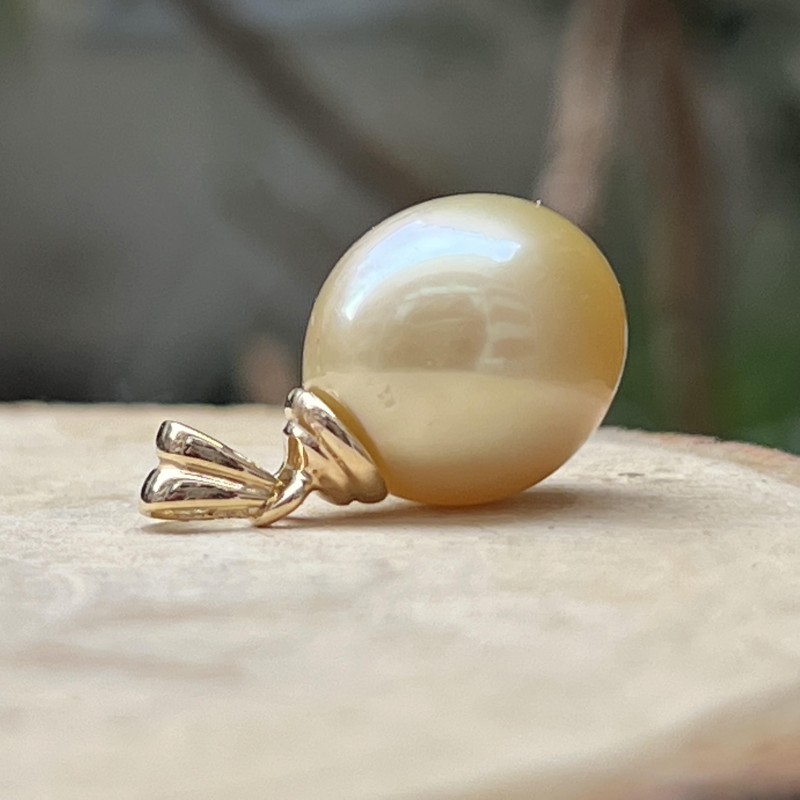 Auroa - Pendentif Or 750 Perle des Mers du Sud de 12.62mm