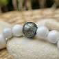 Bracelet Natural Howlite Stones and Engraved Tahitian Pearl of 10.33mm