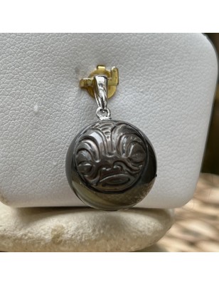 Tiki pendentif en argent pour homme avec une perle de Tahiti gravée prix