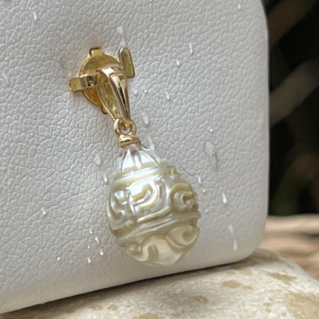 قلادة نسائية بلؤلؤ مستزرع