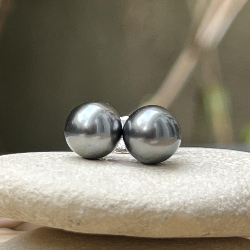 Mahana Ura - Orecchini in Argento Rodio con Perle di Tahiti 8,05mm