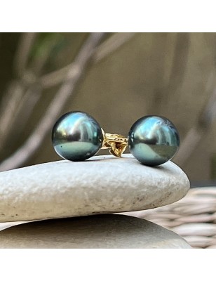 大溪地泻湖珍珠，直径 9.35 毫米，耳钉
