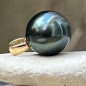 Tūroa – 18 Carat Gold Pendant - 13.20 mm Round Tahitian Pearl