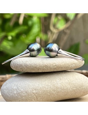 養殖真珠のピアス