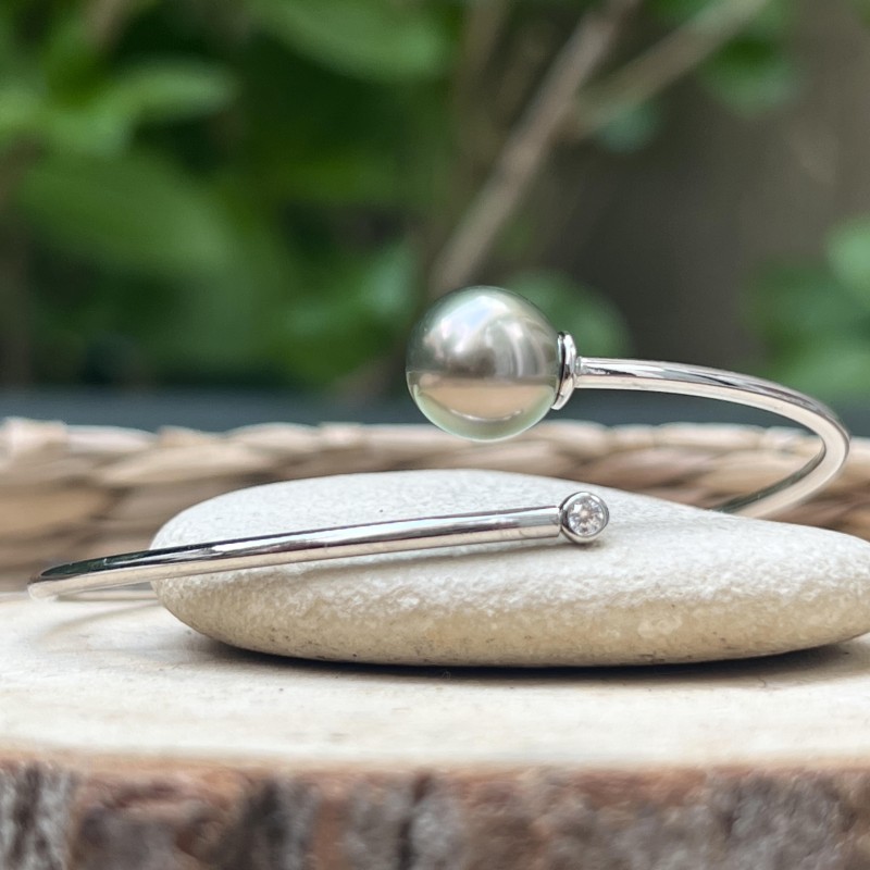 Cleo - Bracelet Argent Rhodié Perle de Tahiti Vert Tilleul et Zirconium Cleo - Bracelet Argent Rhodié Perle de Tahiti Vert Tilleul et Zirconium