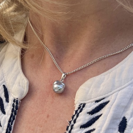 Tamari Moana - Silver Pendant Tahitian Baroque Pearl