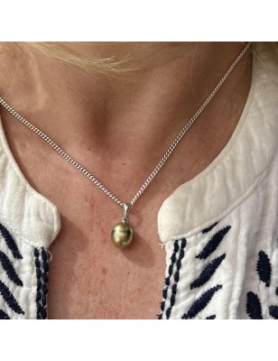 Moana Raiora - 18 Carat Gold Pendant - Tahitian Bronze Pearl