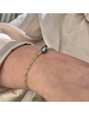 Bracelet de Péridots et Perle de Tahiti