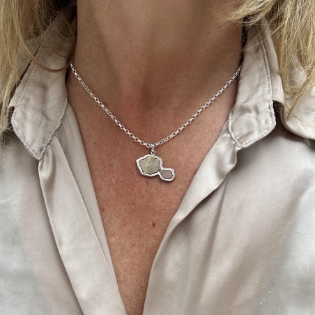 Tahiti Close to the Heart – Mother-of-Pearl & Rhodium-Plated Silver Pendant