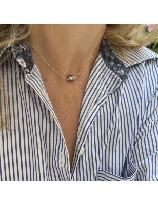 18 Carat Gold Necklace with Blue Rose Tahitian Pearl