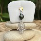 Pendentif Main de Fatma et Perle de Tahiti Pendentif Main de Fatma et Perle de Tahiti