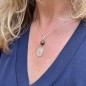 Pendentif Argent Rhodié Vierge Miraculeuse et Perle de Tahiti Pendentif Argent Rhodié Vierge Miraculeuse et Perle de Tahiti