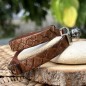 Pulsera de piel de serpiente con perla grabada
