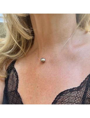 collier femme perle de Tahiti - perle sur fil transparent en collier