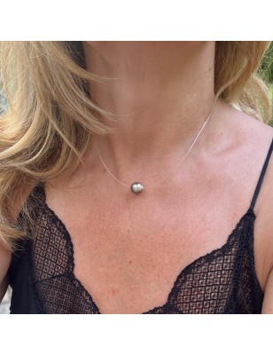 collier femme perle de Tahiti - perle sur fil transparent en collier